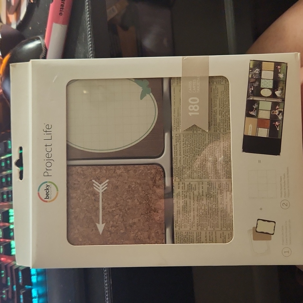 Photo pocket pages and life cards